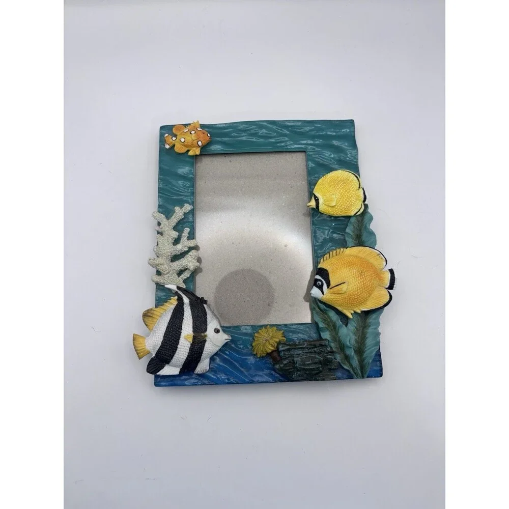 Vintage 3D Textured Tropical Fish Picture Frame Ocean Beach Vacation Island